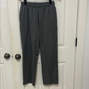 Champion Duo Dry athletic pants size medium gray pockets inseam 29”